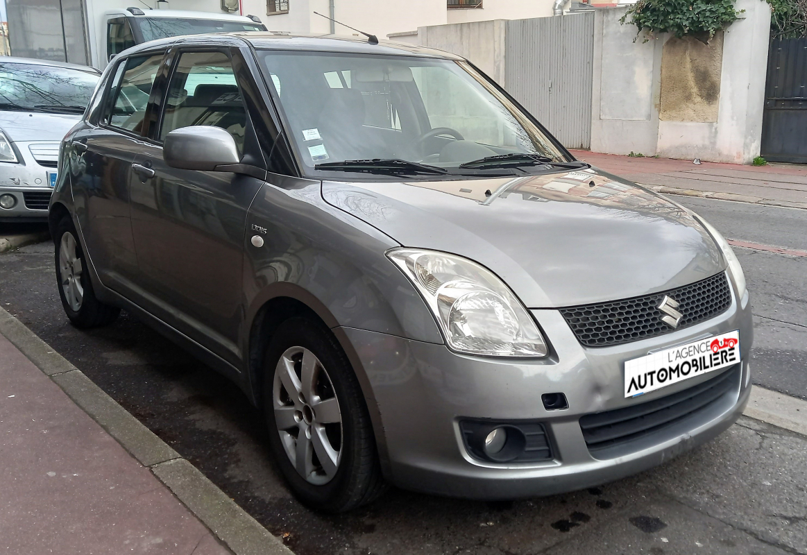 Suzuki Swift — 4