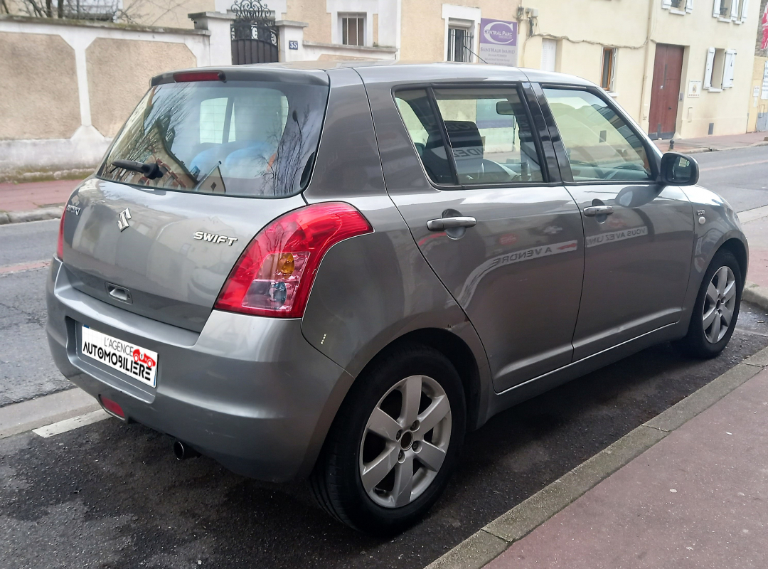 Suzuki Swift — 5