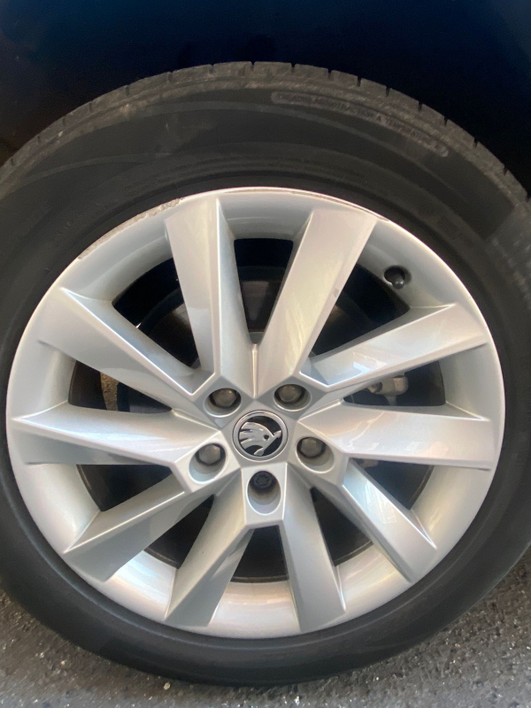 Skoda Superb — 17