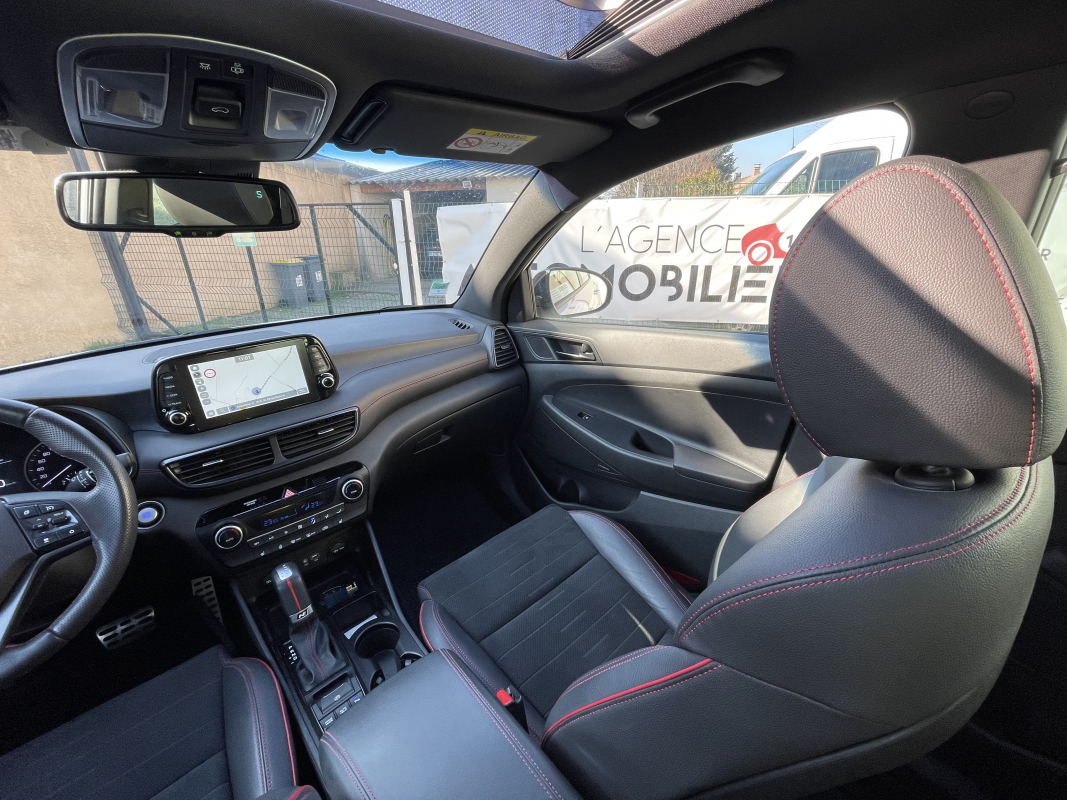 Hyundai Tucson — 12