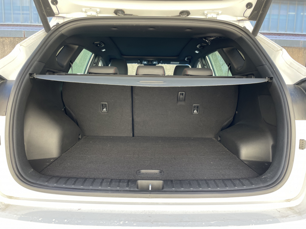 Hyundai Tucson — 16