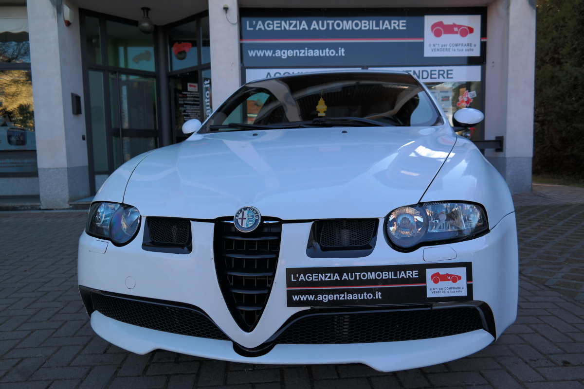 Alfa Romeo 147 — 2