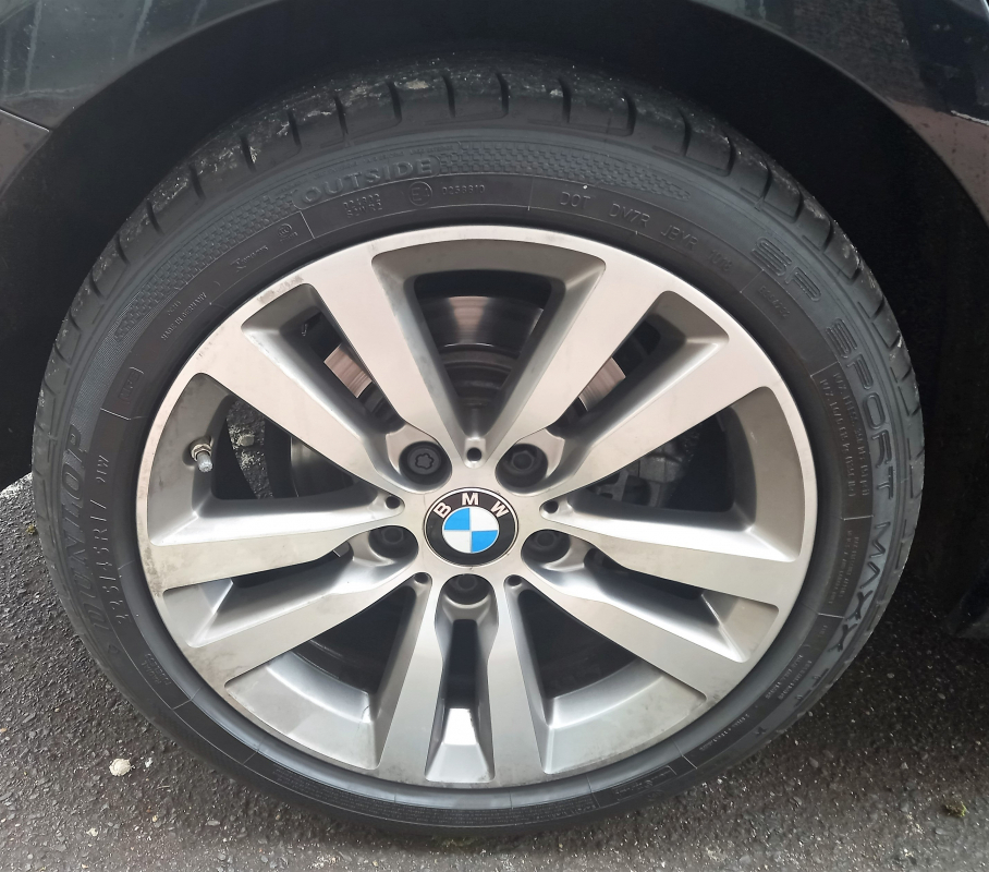 Bmw Série 1 — 24