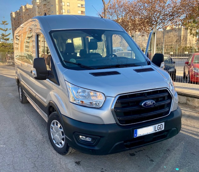 Ford Transit — 4