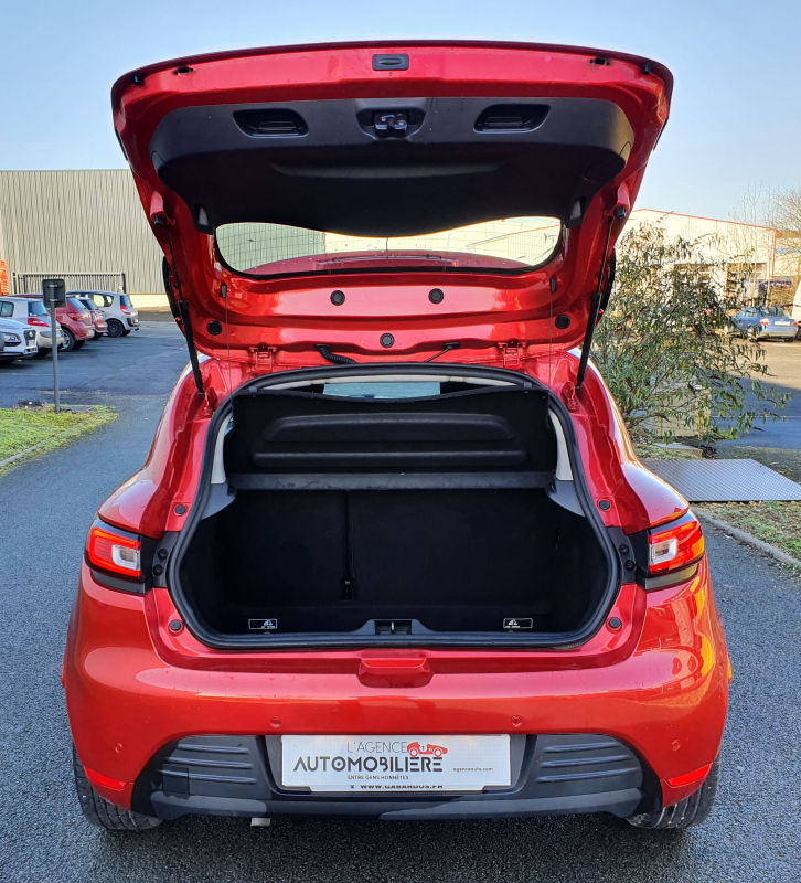 Renault Clio — 6