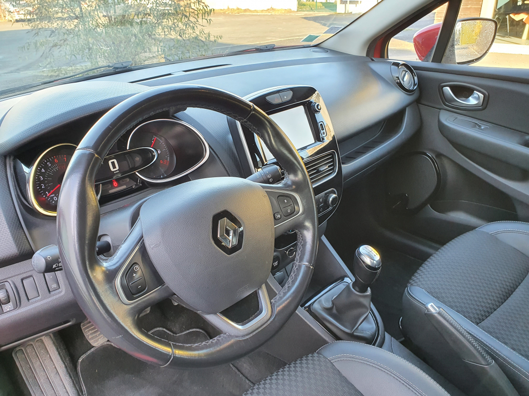 Renault Clio — 11