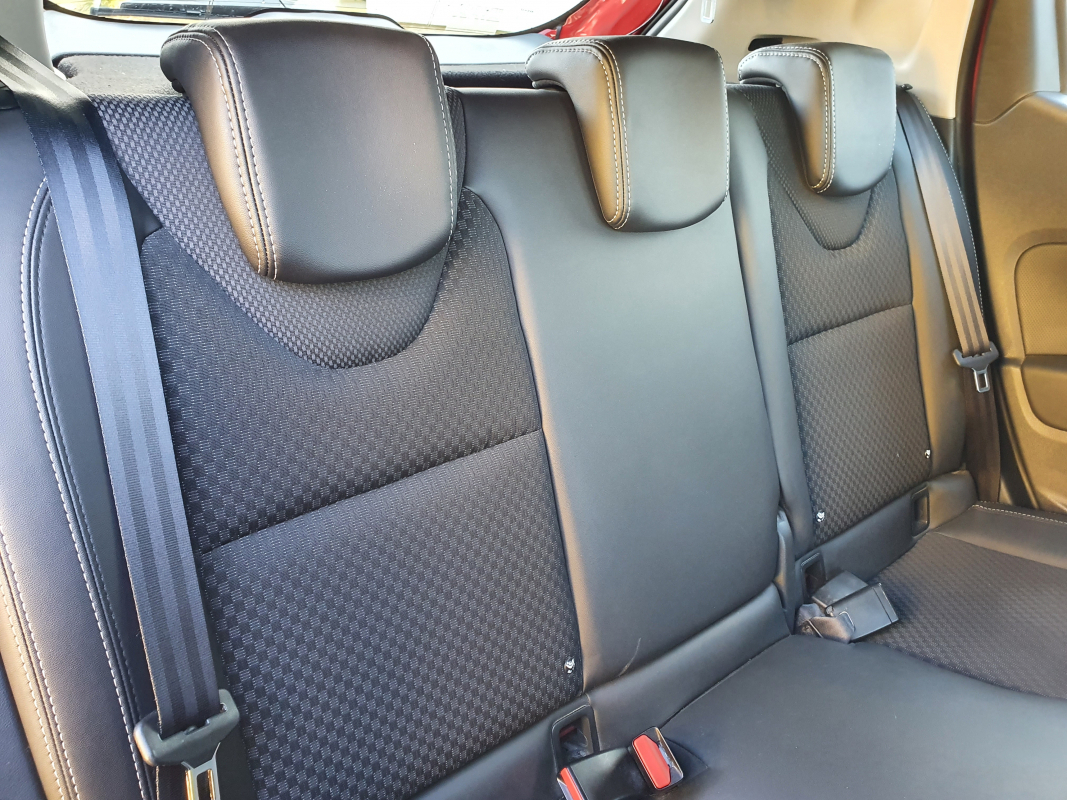 Renault Clio — 13