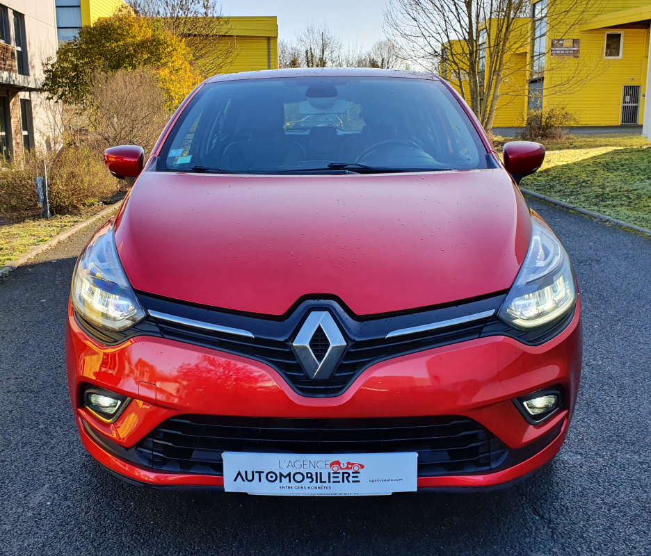 Renault Clio — 10