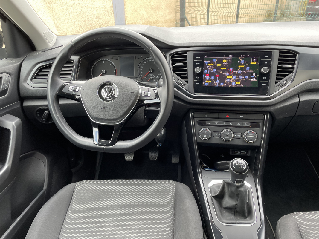 Volkswagen T-roc — 12