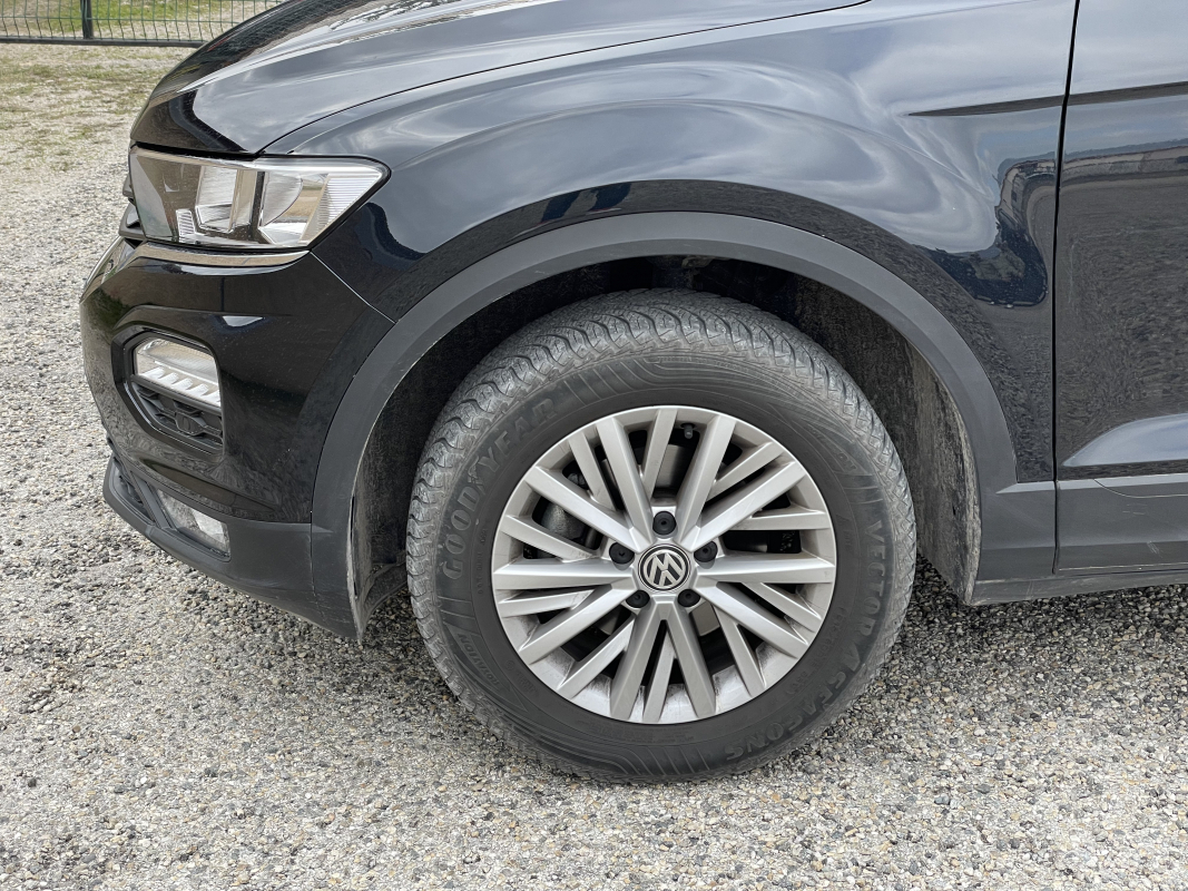 Volkswagen T-roc — 18