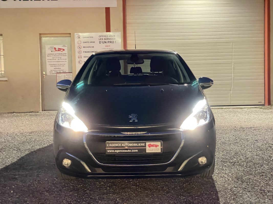 Peugeot 208 — 7