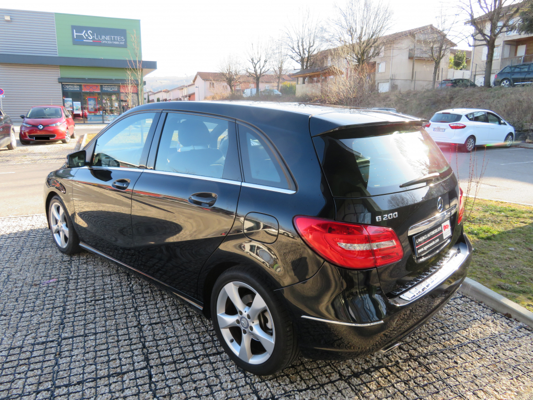 Mercedes Classe B — 8