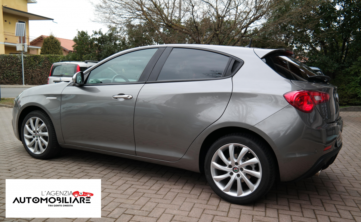 Alfa Romeo Giulietta — 3