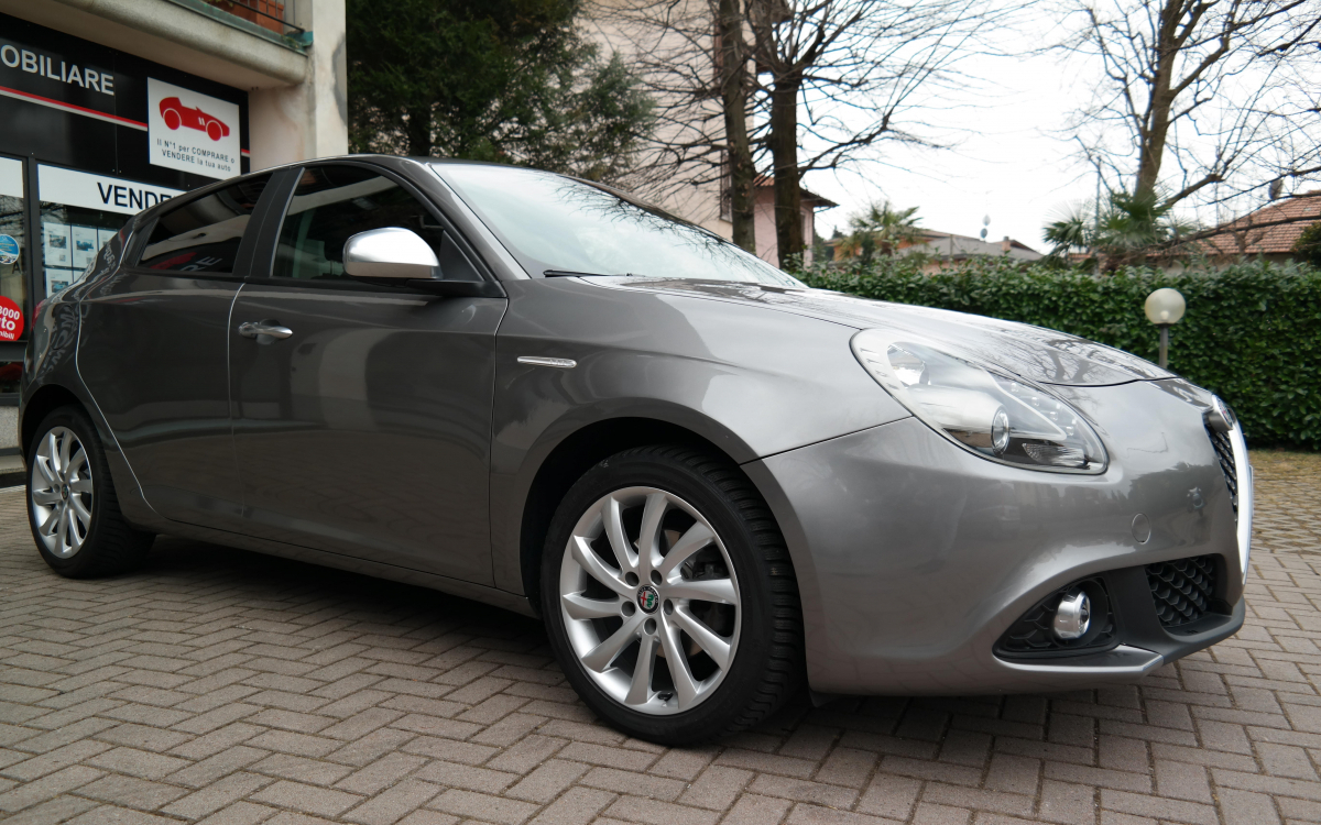 Alfa Romeo Giulietta — 11