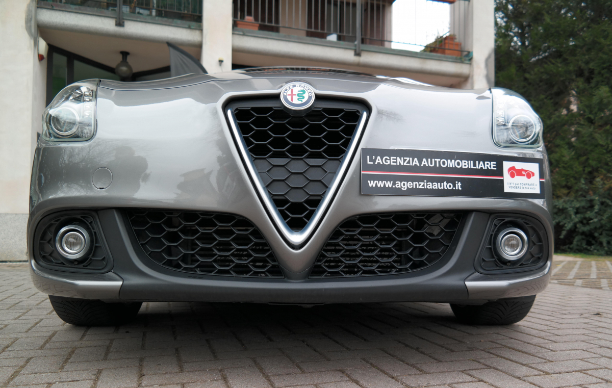 Alfa Romeo Giulietta — 14