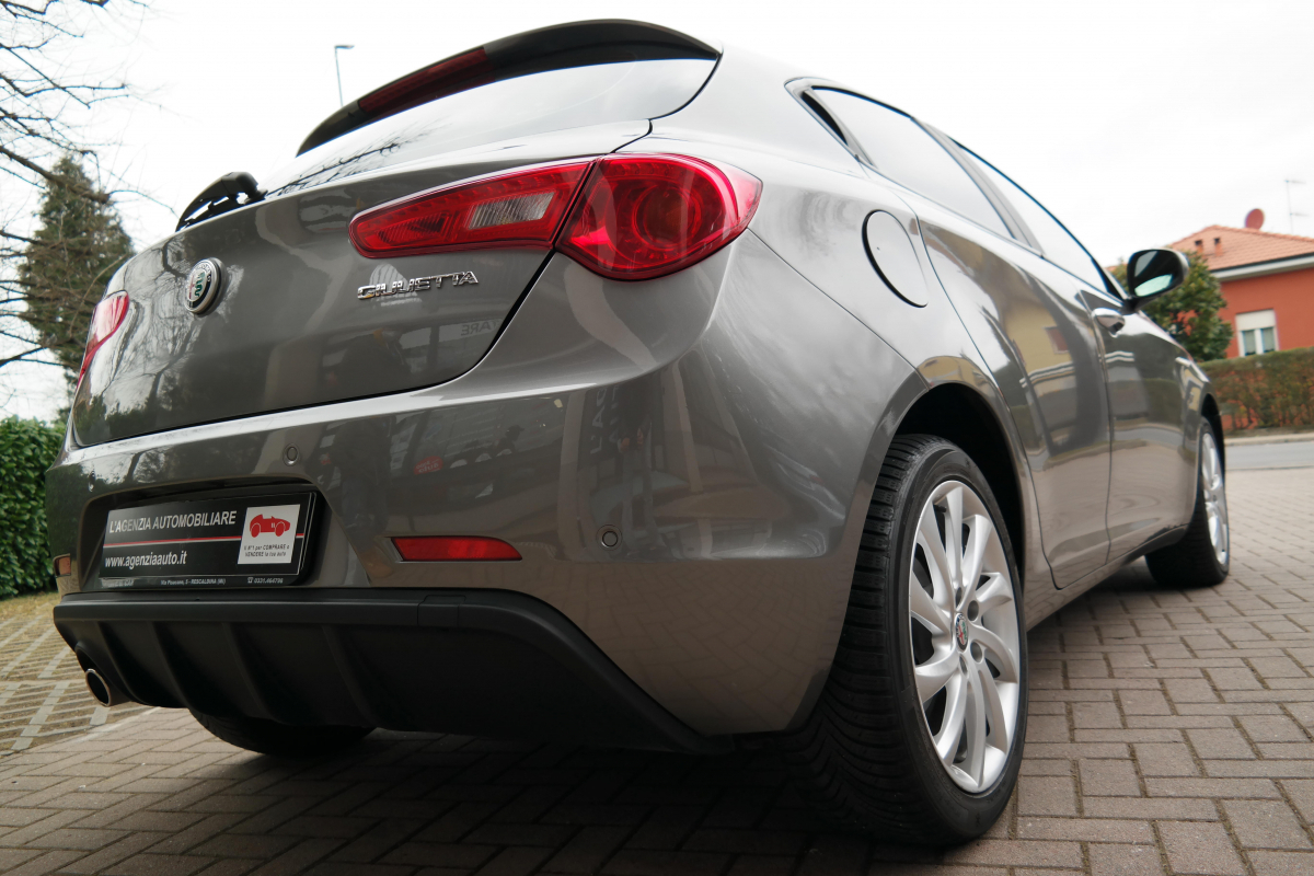 Alfa Romeo Giulietta — 7