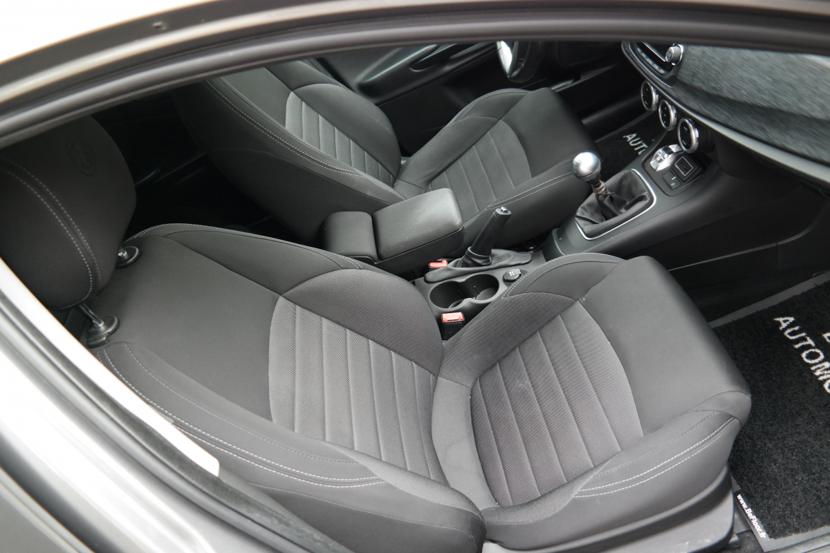 Alfa Romeo Giulietta — 21