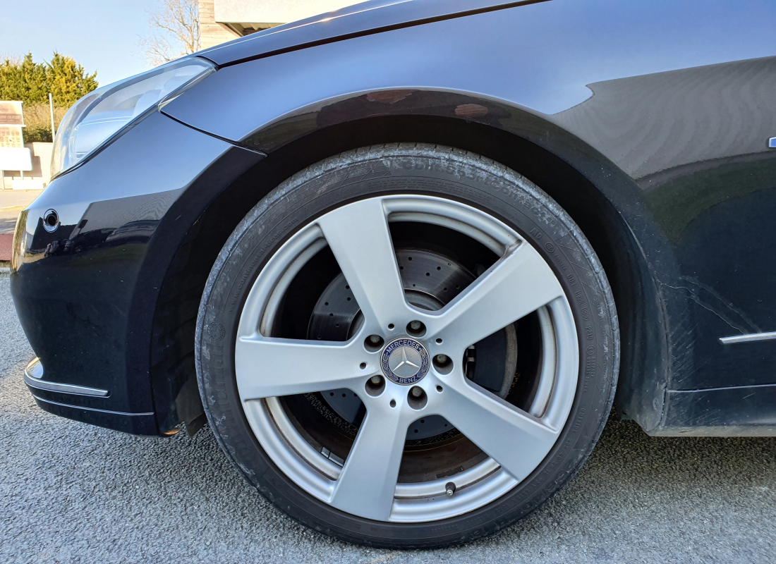Mercedes Classe E — 29