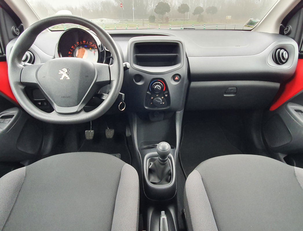 Peugeot 108 — 16