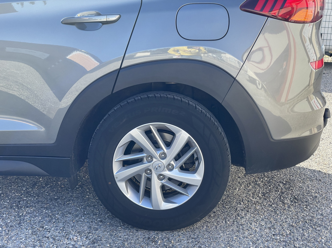 Hyundai Tucson — 17