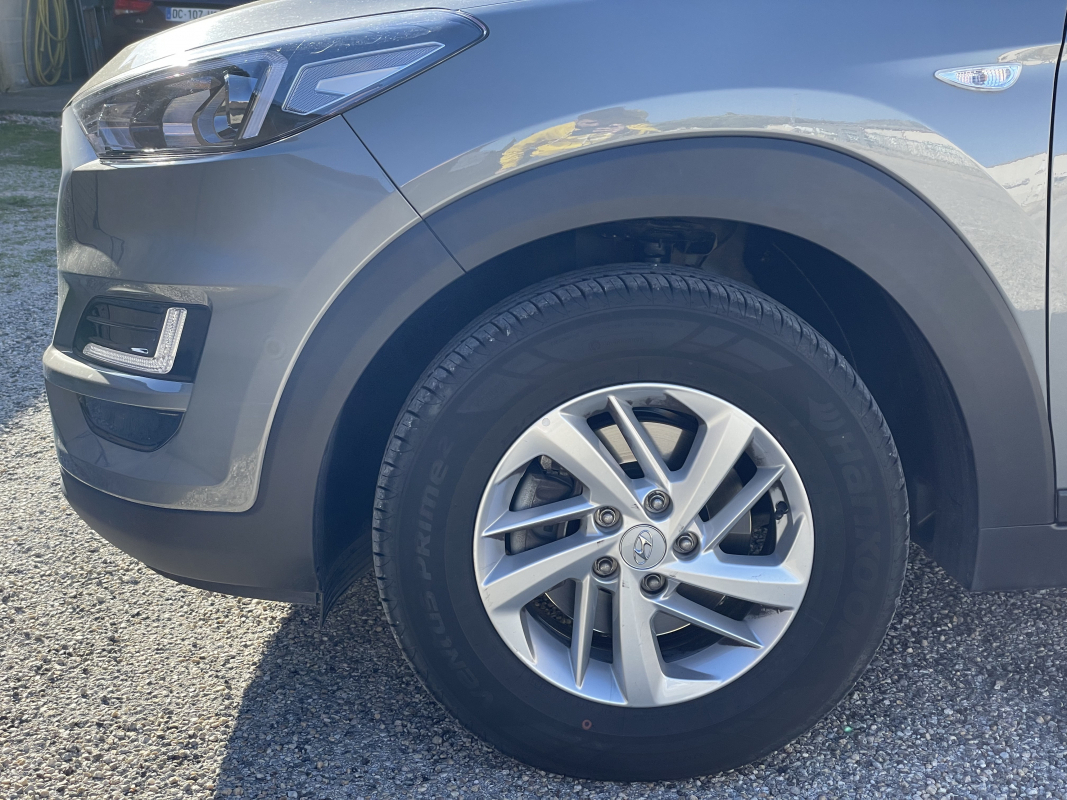 Hyundai Tucson — 16