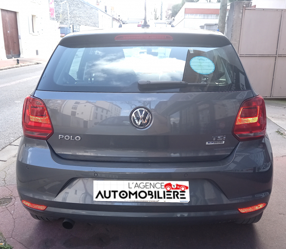 Volkswagen Polo — 5