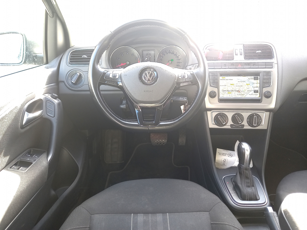 Volkswagen Polo — 8