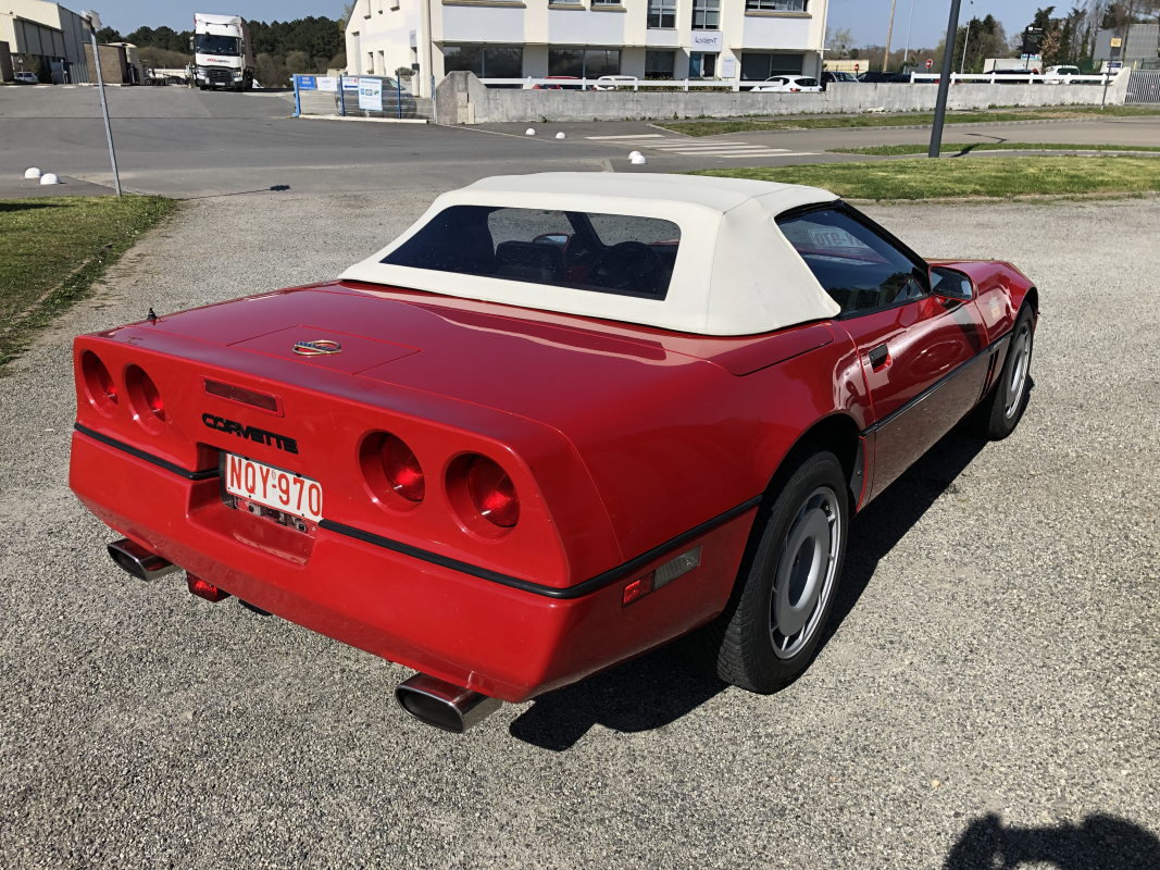 Chevrolet Corvette — 15