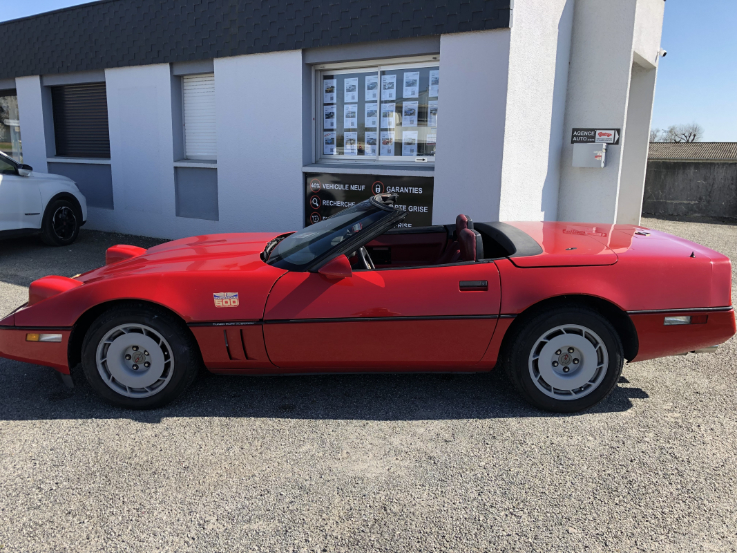 Chevrolet Corvette — 8