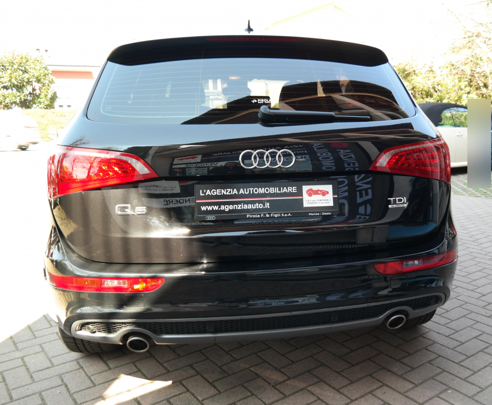 Audi Q5 — 5