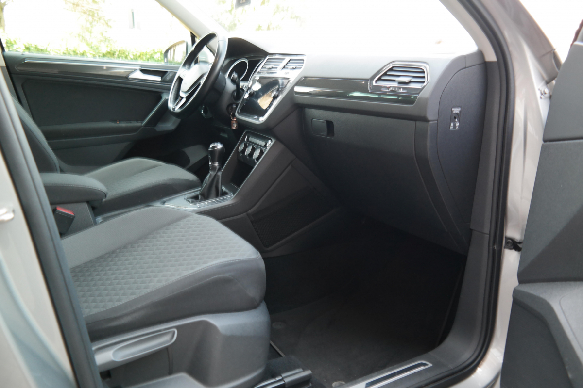 Volkswagen Tiguan — 12