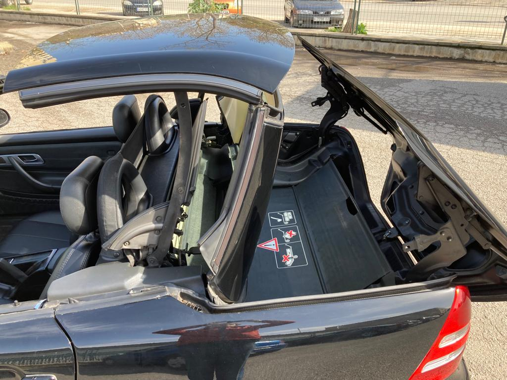 Mercedes SLK — 12