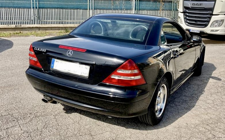 Mercedes SLK — 8