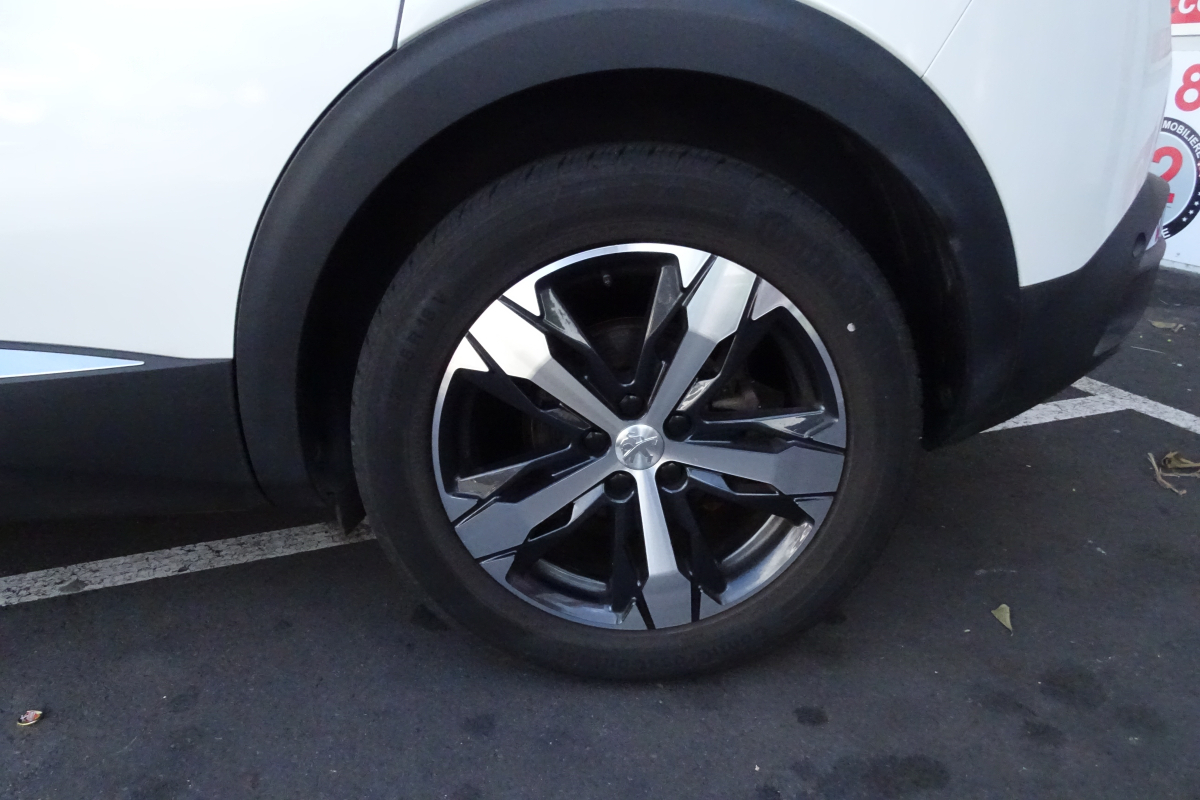 Peugeot 3008 — 12