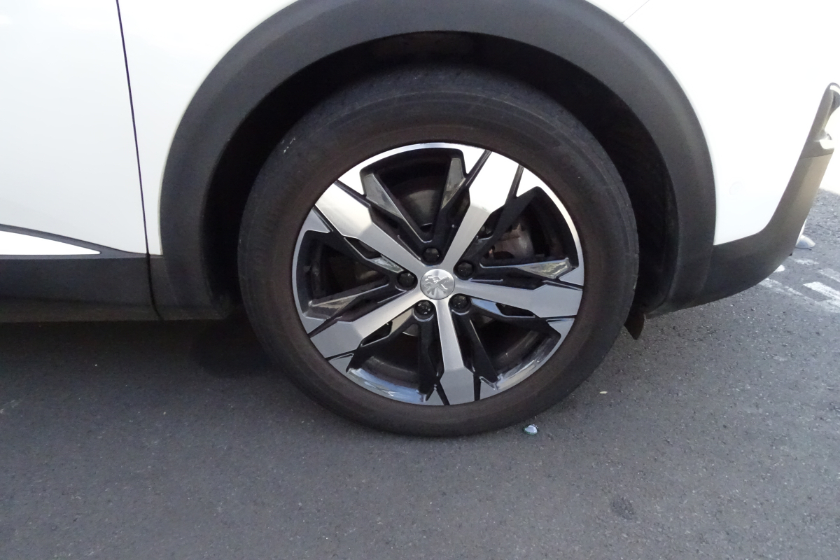 Peugeot 3008 — 13