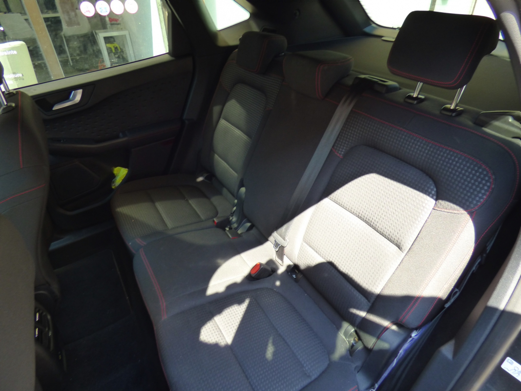 Ford Kuga — 19