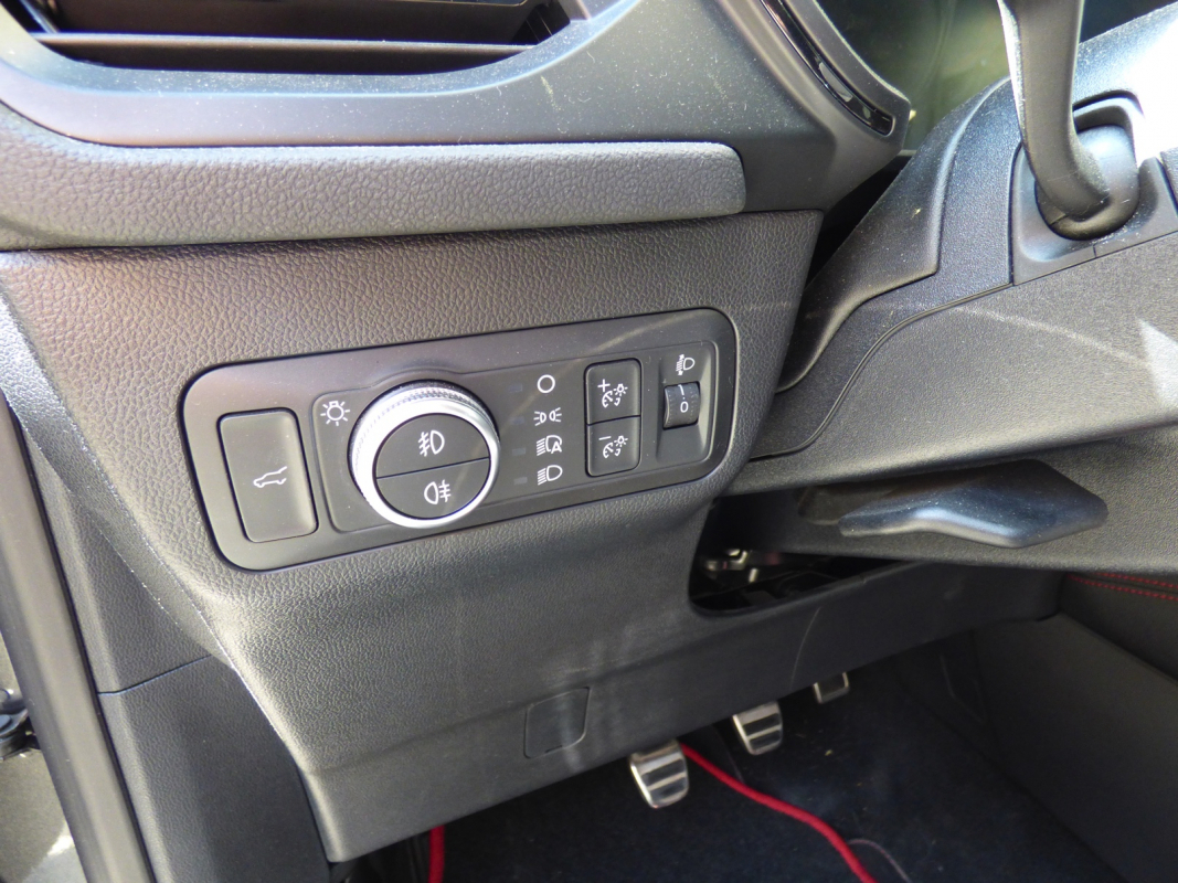 Ford Kuga — 13
