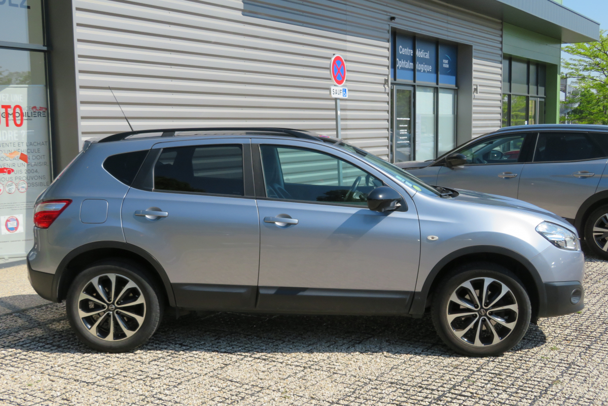 Nissan Qashqai — 5