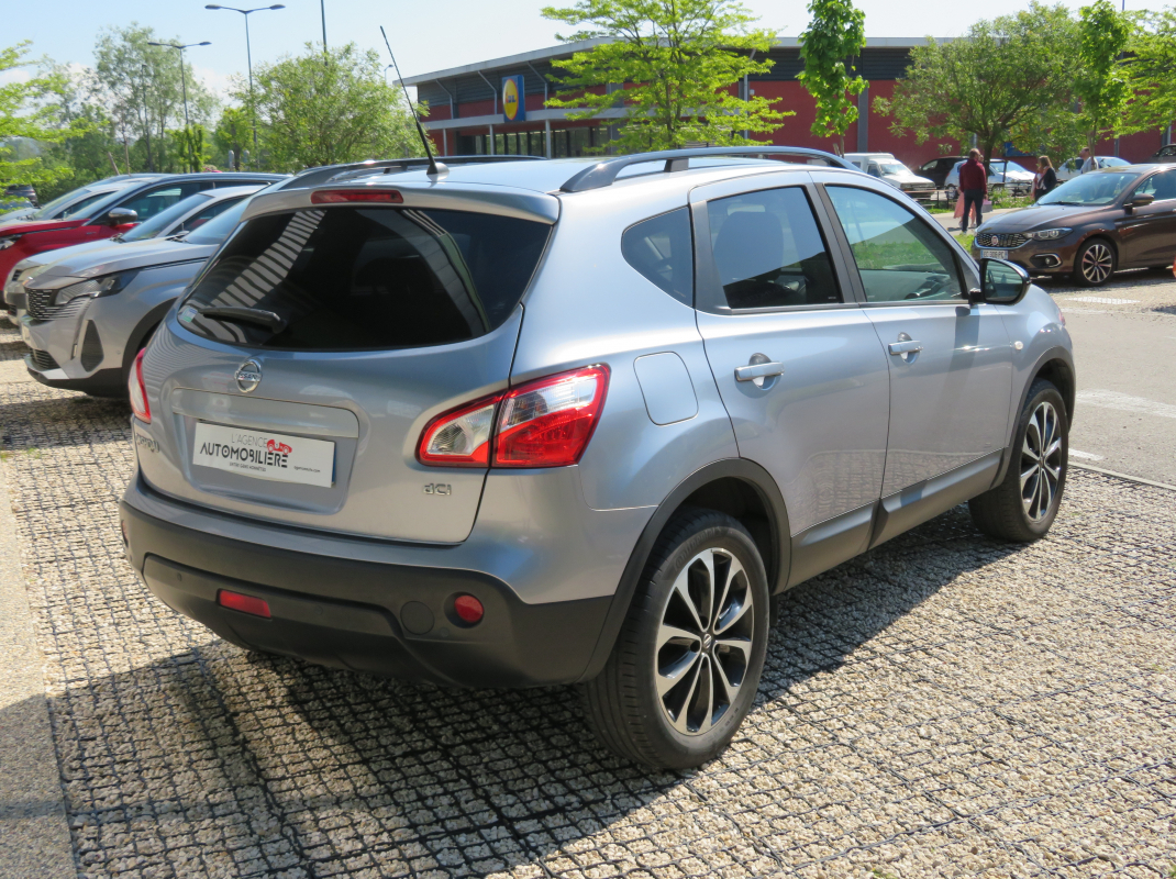 Nissan Qashqai — 8