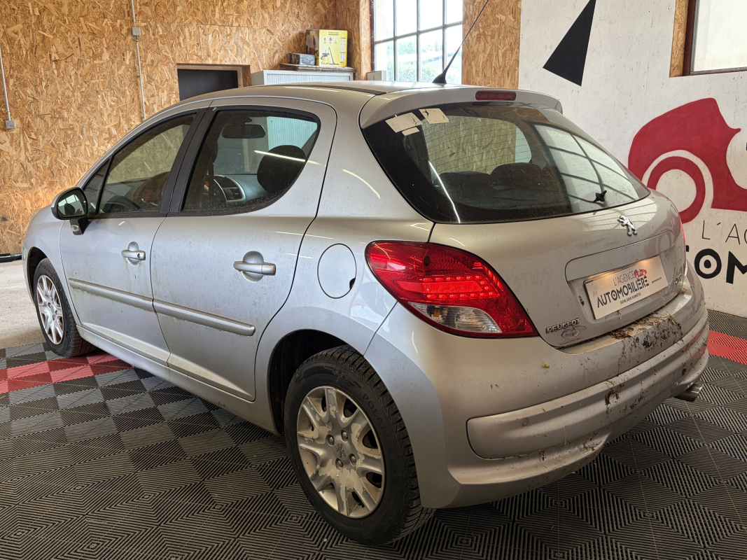 Peugeot 207 — 3