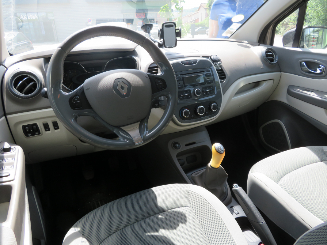 Renault Captur — 10