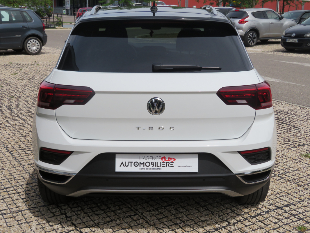 Volkswagen T-roc — 6