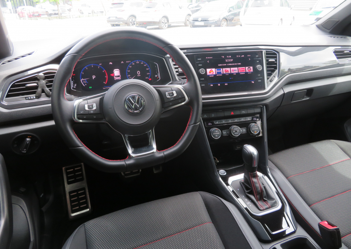 Volkswagen T-roc — 9