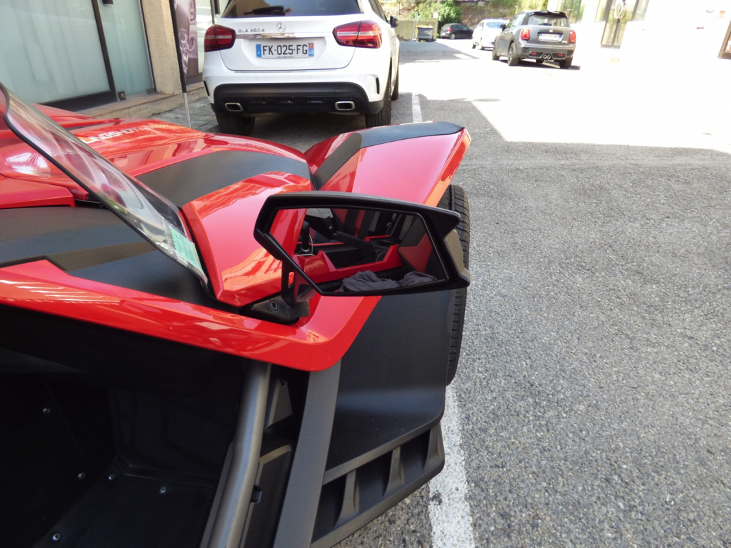 Polaris Slingshot — 22
