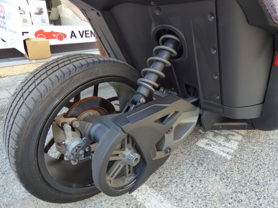 Polaris Slingshot — 32
