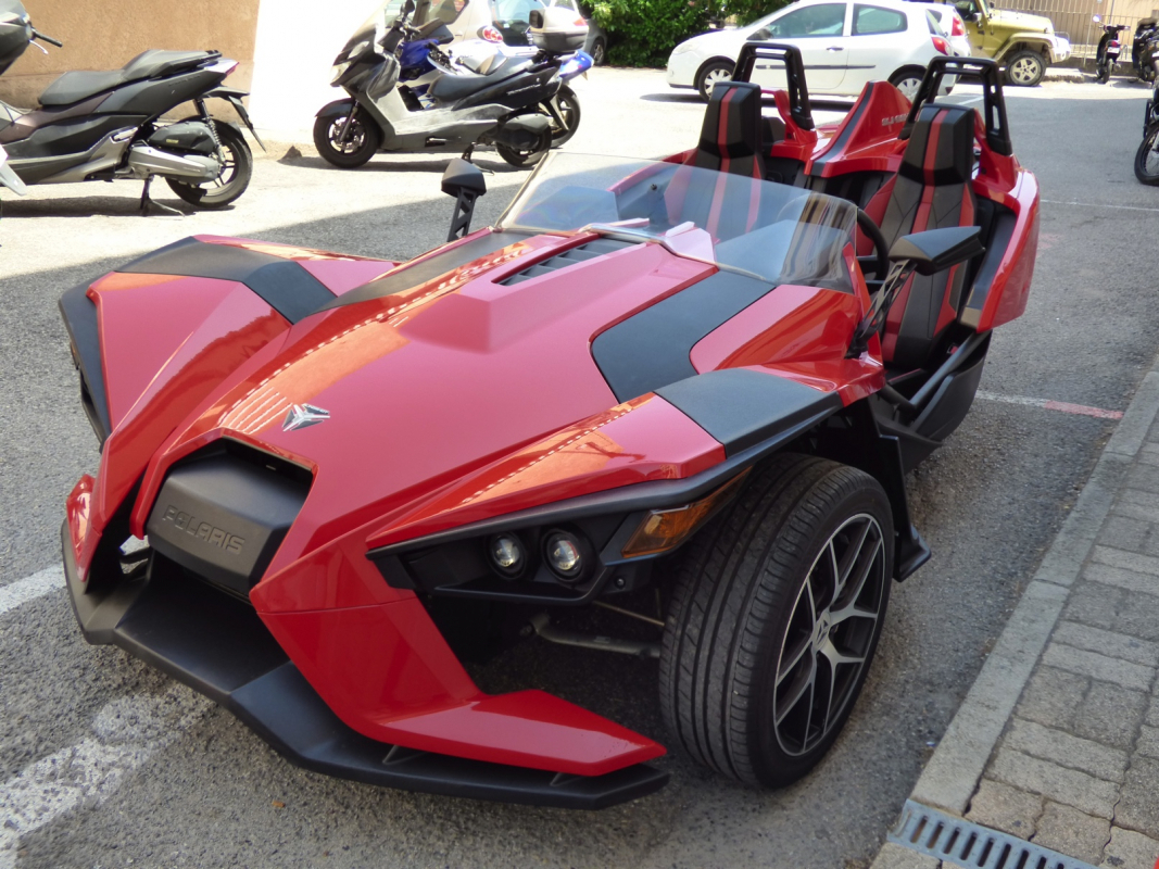 Polaris Slingshot — 7