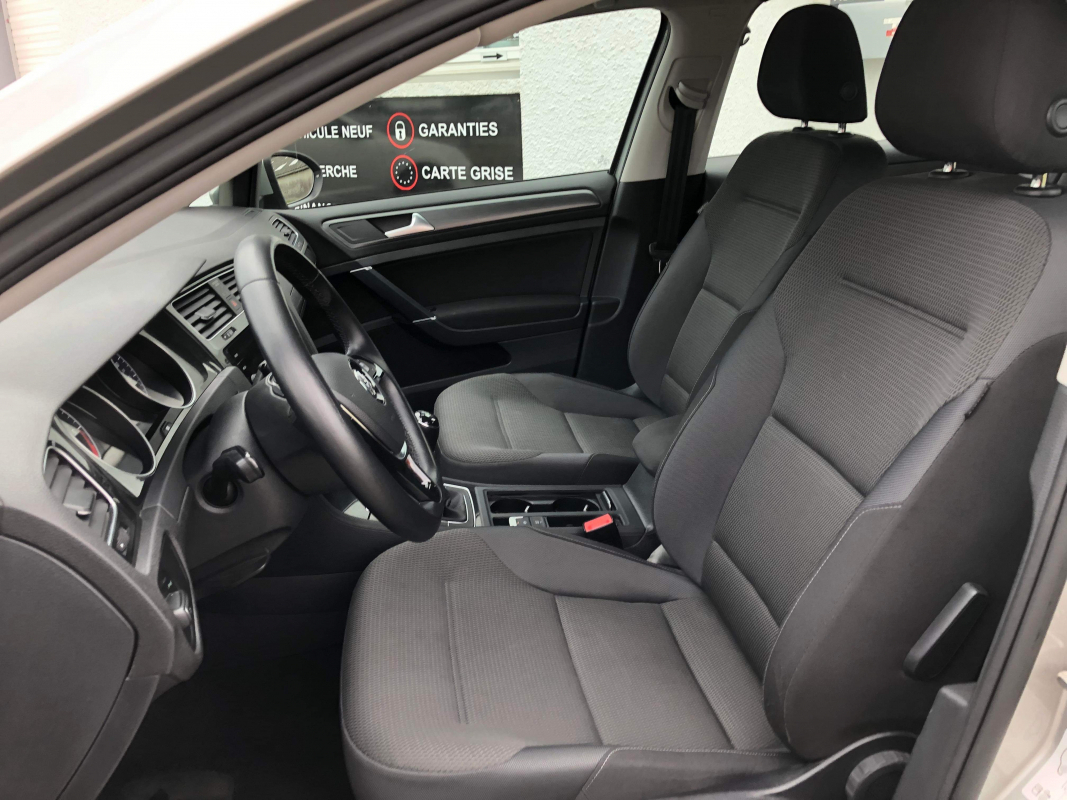 Volkswagen Golf — 12
