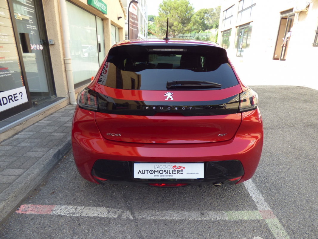 Peugeot 208 — 7