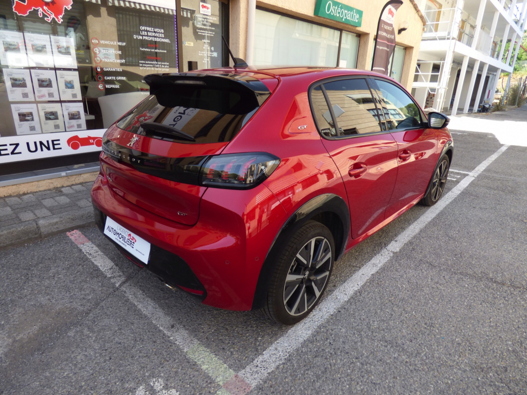 Peugeot 208 — 6