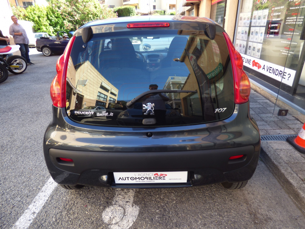 Peugeot 107 — 6